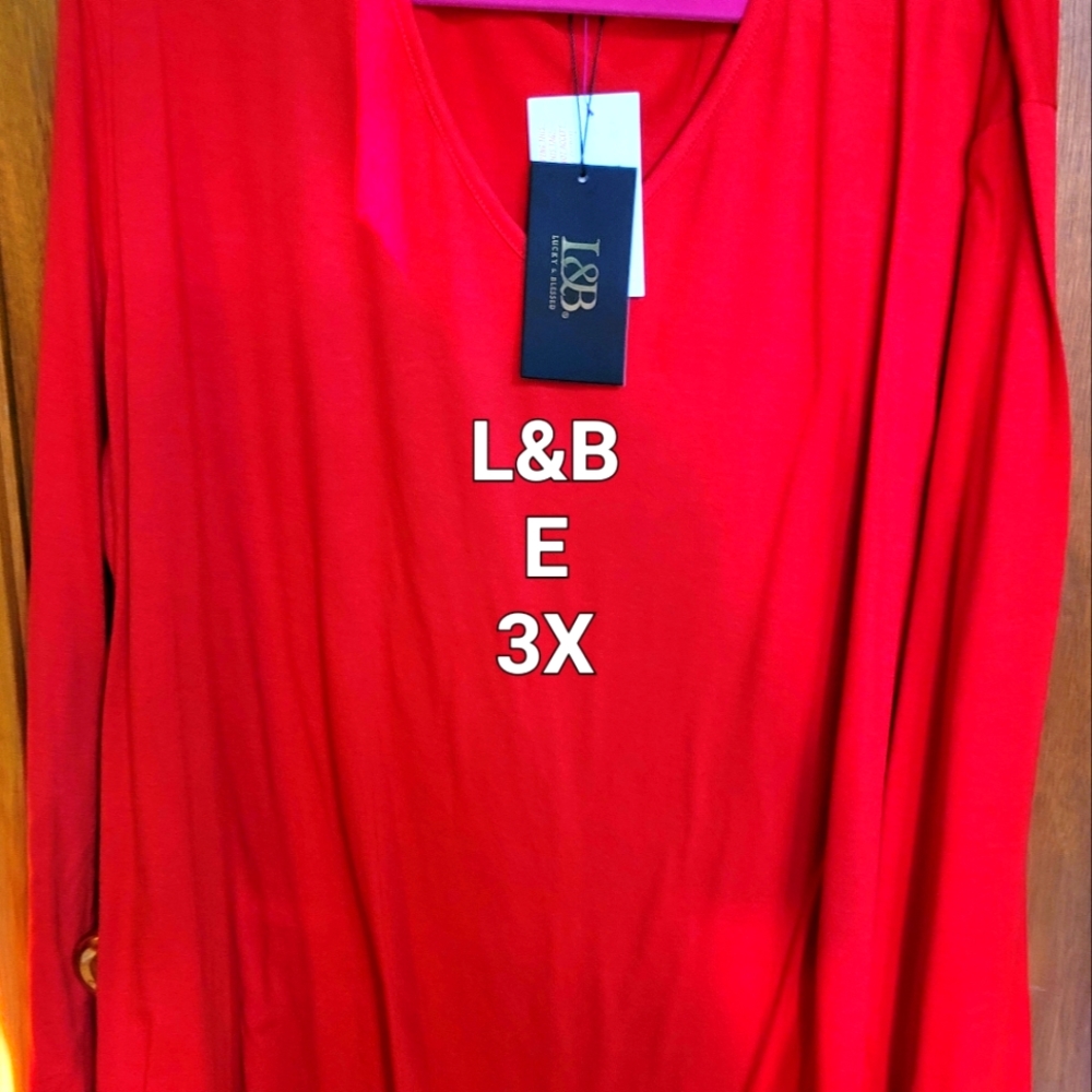NWT L&B RED TSHIRT TOP